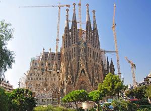 Teroriștii de la Barcelona au vrut să ARUNCE ÎN AER catedrala Sagrada Familia! Ce nu a funcționat în planul teroriștilor