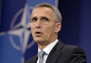 Secretarul general al NATO, implicat într-un GRAV ACCIDENT la Varşovia. Sunt patru răniţi, un poliţist a fost descarcerat (GALERIE FOTO)