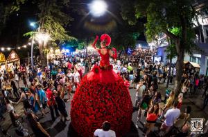 Cea mai frumoasă cerere în căsătorie! S-a întâmplat la UNTOLD, în cea de-a treia zi a festivalului (GALERIE FOTO + VIDEO)