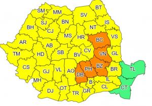 NOI AVERTIZĂRI de FENOMENE EXTREME în România! Sunt aşteptate PLOI TORENŢIALE, grindină şi FURTUNI. Zonele afectate