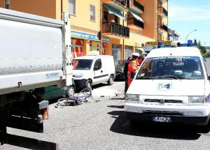 ACCIDENT MORTAL în Italia! O româncă de 29 de ani şi bătrâna pe care o îngrijea, LOVITE ÎN PLIN în timp ce traversau strada (IMAGINI DRAMATICE)