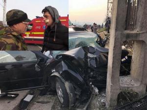 Imagini incredibile la Cluj! I-a ajutat să iasă din mașina făcută praf, în urma unui accident, apoi le-a cerut bani: 'Dă-mi măcar 10 lei!' (Video)