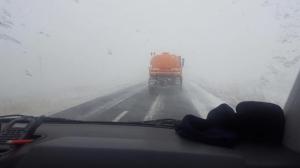Ninsori şi viscol în aproape toată România. Vezi situaţia actualizată a autostrăzilor şi drumurilor naţionale în zonele afectate de vremea nefavorabilă