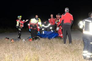 Un român a murit strivit de stânci în Alpii italieni. Paraşuta i s-a stricat, a căzut în gol 150 de metri