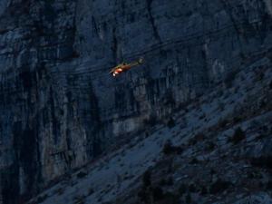 Un român a murit strivit de stânci în Alpii italieni. Paraşuta i s-a stricat, a căzut în gol 150 de metri