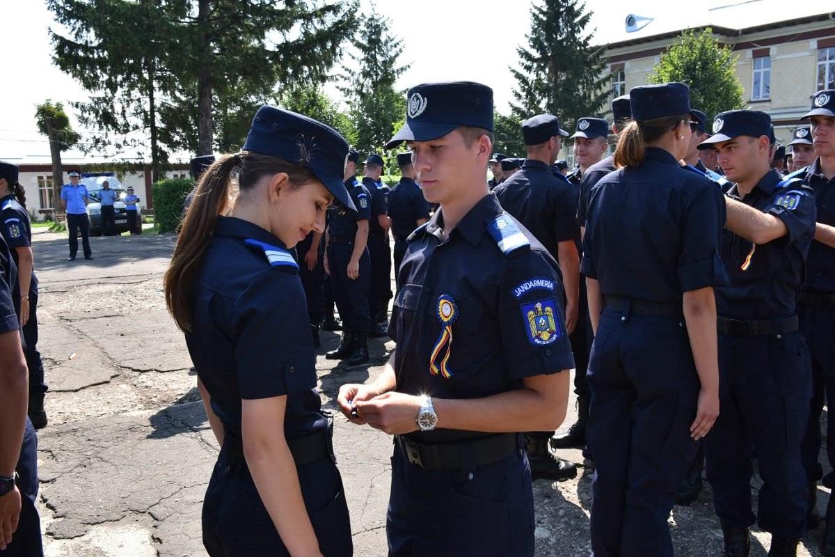 AngajÄri Jandarmerie 2018 Posturi Scoase La Concurs Pe Sfarsit De An
