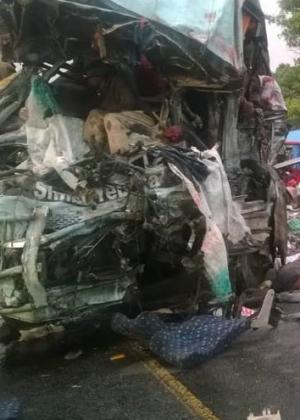 47 de morţi într-un accident în care două autobuze s-au izbit frontal, în Zimbabwe