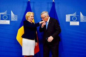 Jean Claude Juncker, după întâlnirea cu Viorica Dăncilă: Guvernul român e pregătit pentru preluarea preşedinţiei Consiliului UE