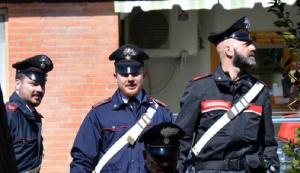 Dansatoare româncă, arestată în Italia după ce s-a bătut cu două colege de apartament. Carabinierii, șocați de ce au găsit la fața locului