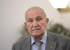 Dinu C. Giurescu, condus pe ultimul drum. Academicianul va fi înmormântat cu onoruri militare la Cimitirul Bellu