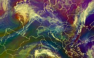 ANM anunţă o nouă furtună în Bucureşti. În câteva ore, vremea se schimbă radical. Vin ploi torenţiale, grindină şi vijelii