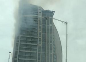 Incendiu la Trump Tower, în Baku, chiar în timpul desfăşurării calificărilor Marelui Premiu de Formula 1 din Azerbaidjan (video)