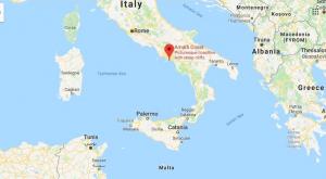 Video terifiant: un iaht evită în ultimul moment o trombă marină uriaşă, în Italia