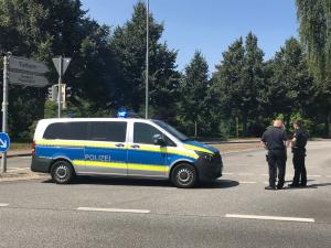 Atac armat în Germania. Un individ a înjunghiat călătorii într-un autobuz