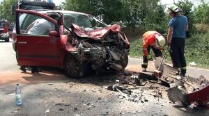 Imagini dramatice de la locul accidentului în care o maşină cu şapte români a intrat în plin într-un camion, în Germania (video)