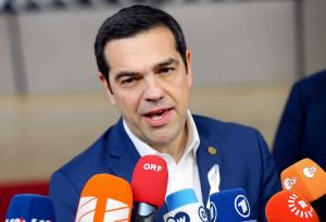 Trei zile de doliu naţional în Grecia. 74 de oameni carbonizaţi, 200 de răniţi, 25 dispăruţi. Premierul Tsipras lansează o ipoteză şocantă (Video)