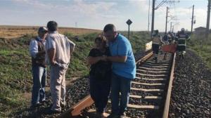 Catastrofă feroviară în Turcia. Peste 80 de victime, după ce un tren de călători a deraiat
