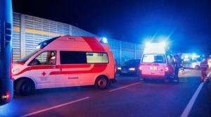 Un şofer român a intrat cu camionul într-un autocar cu 41 de pasageri, pe o autostradă din Austria
