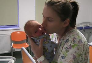 Andrei Vasile este primul copil născut în 2019, în România. Băiețelul venit pe lume la 00:01 mai are trei frați