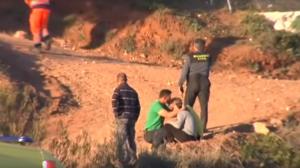 Un copil de 2 ani a căzut într-o fântână adâncă de 100 de metri, în Spania. Micuţul este blocat în puţul îngust de duminică seară (Video)