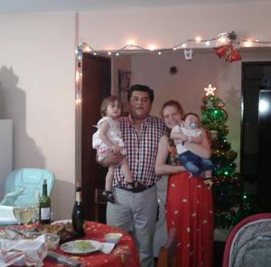 Mihaela şi cei doi copii ai ei, de un an şi doi ani, sunt căutaţi în toată Argentina. Au dispărut de 3 zile, fără urmă