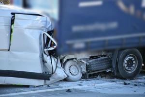 Şofer român mort în Suedia, într-un impact înfiorător cu un camion