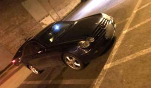 O fată din Cluj, înşelată de iubit, s-a răzbunat pe maşina acestuia
