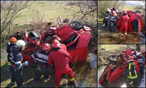 Doi fraţi au plonjat cu maşina într-un râu, în Bistriţa-Năsăud. Unul a murit pe loc, celălat este în stare gravă