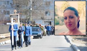 Înmormântare cu onoruri militare pentru Alina, jandarmeriţa care a murit la numai 35 de ani