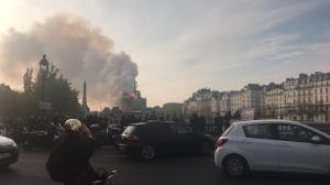 Incendiu uriaş la catedrala Notre Dame, din Paris (video)