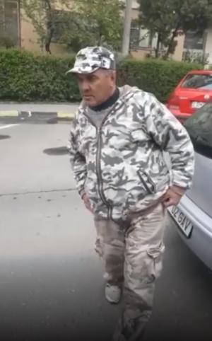 Un poliţist local din Buftea rupt de beat, la volan: "Merg cu maşina?" (video)