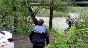 Imagini dramatice de la căutarea fetiţei dispărute în Maramureş. Valentina este în continuare de negăsit (Video)