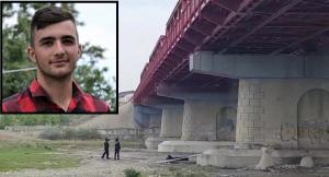 Băiatul spânzurat la podul de la Mărăcineni avea 17 ani. Adrian era elev la Liceul de Arte (Video)