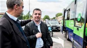 Un român curajos din Italia a oprit în ultimul moment un autobuz scăpat de sub control (Video)