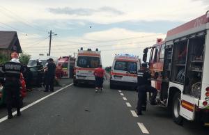 Doi morţi pe DN66, în Huneodara, după o depăşire neregulamentară a unui şofer de aproape 70 de ani