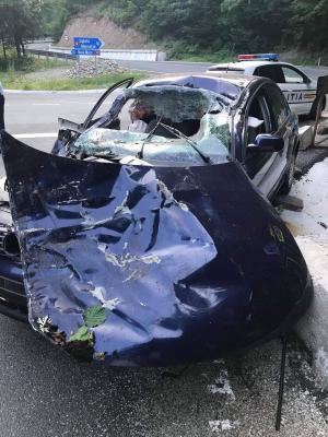 Un şofer de TIR a murit sub ochii copiilor lui, într-un accident groaznic, în Maramureş