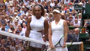 Simona Halep a învins-o pe Serena Williams în finala de la Wimbledon, în două seturi