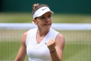 Simona Halep a câştigat finala de la Wimbledon. Românca a spulberat-o pe Serena Williams în două seturi, 6-2, 6-2