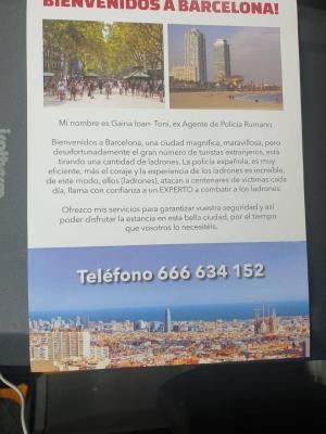 Fostul poliţist Toni Găină, vedetă la Barcelona. Oferă servicii de securitate turiştilor, contra cost