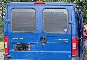 11 români veneau din Danemarca într-un microbuz fără banchete, înghesuiţi între zeci de bagaje