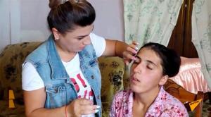 O femeie de 22 de ani plânge cu lacrimi de "cristal": "Fiecare zi s-a transformat într-un coșmar"
