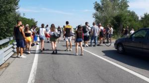 Un adolescent român dat dispărut de două zile în Italia, găsit mort pe marginea drumului