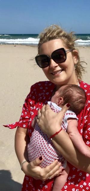 La o lună de la naștere, Alessandra Stoicescu a făcut deja două excursii cu Sara și își revine complet, în cea mai bună formă
