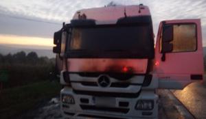 Cumpărăturile online a sute de oameni, distruse de foc în camionul curierului, la Gilău, în Cluj