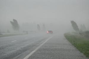 Alertă meteo de ploi torențiale și vijelii în România. Cod galben până vineri dimineață