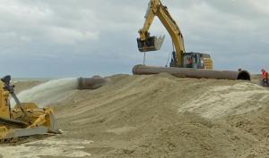 Sute de metri de plaje noi pe litoral. Cele mai căutate staţiuni vor fi prelungite cu 200 de hectare de nisip