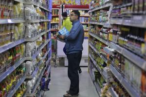 Supermarketurile din România cer prelungirea programului cu o oră, în perioada sărbătorilor