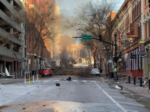 Explozie puternică în orașul american Nashville. Mai mulți răniți și clădiri avariate