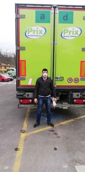 Șofer român de TIR, pe șosele, cu alimente în camion, în Italia paralizată de coronavirus: "Posibil să fim toți infectați"