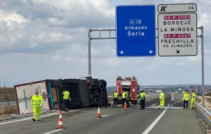 Șofer român de TIR mort în Spania, colegul lui de echipaj rănit și dus la spital